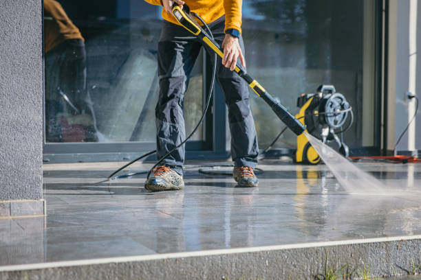 Best Sidewalk and Walkway Cleaning  in Coopersville, MI